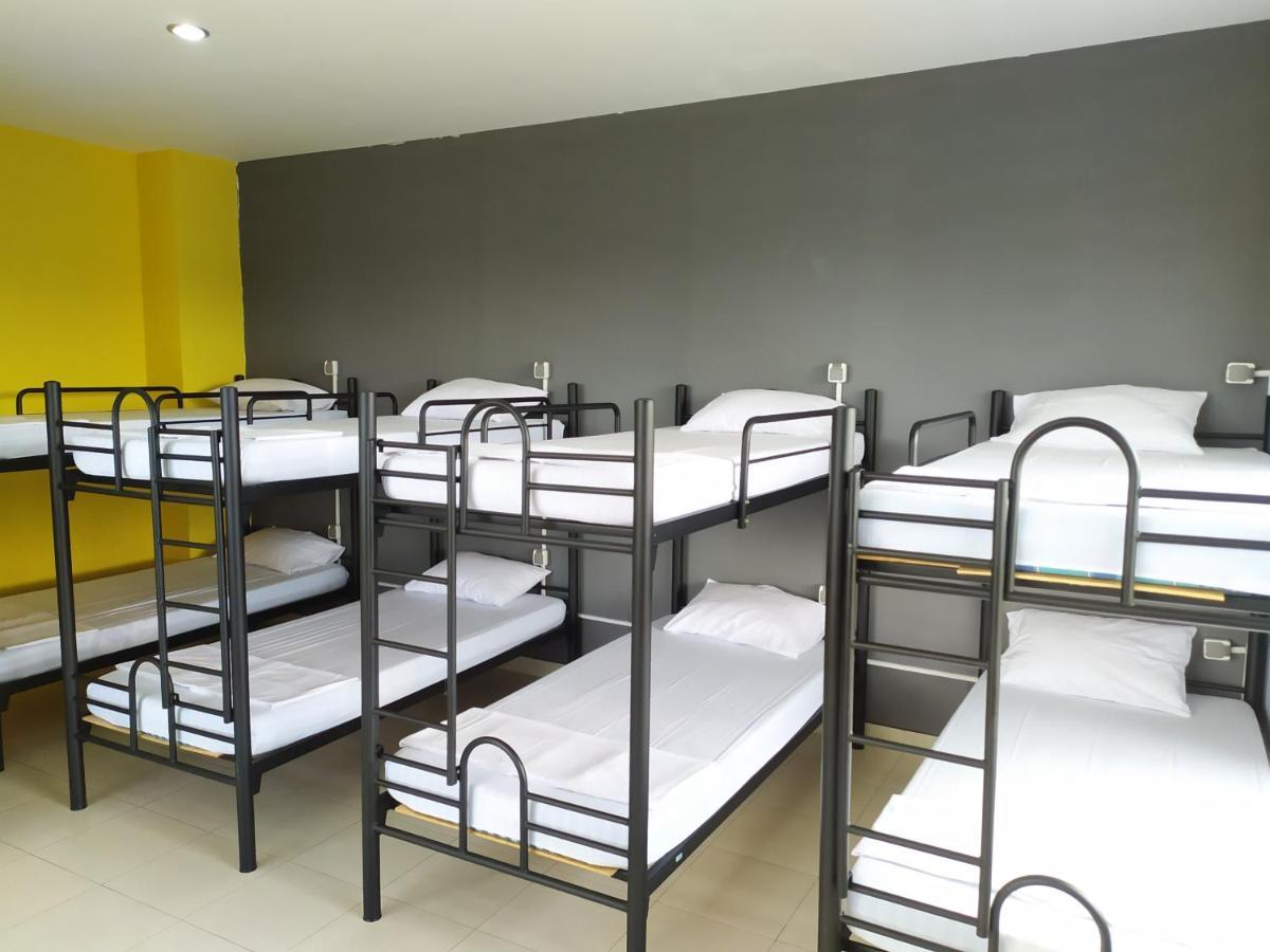 Footprints Xperience Hostel Mataram Kültér fotó